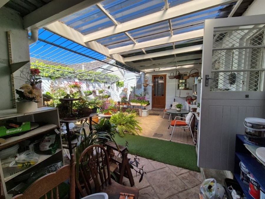 4 Bedroom Property for Sale in Diep River Western Cape